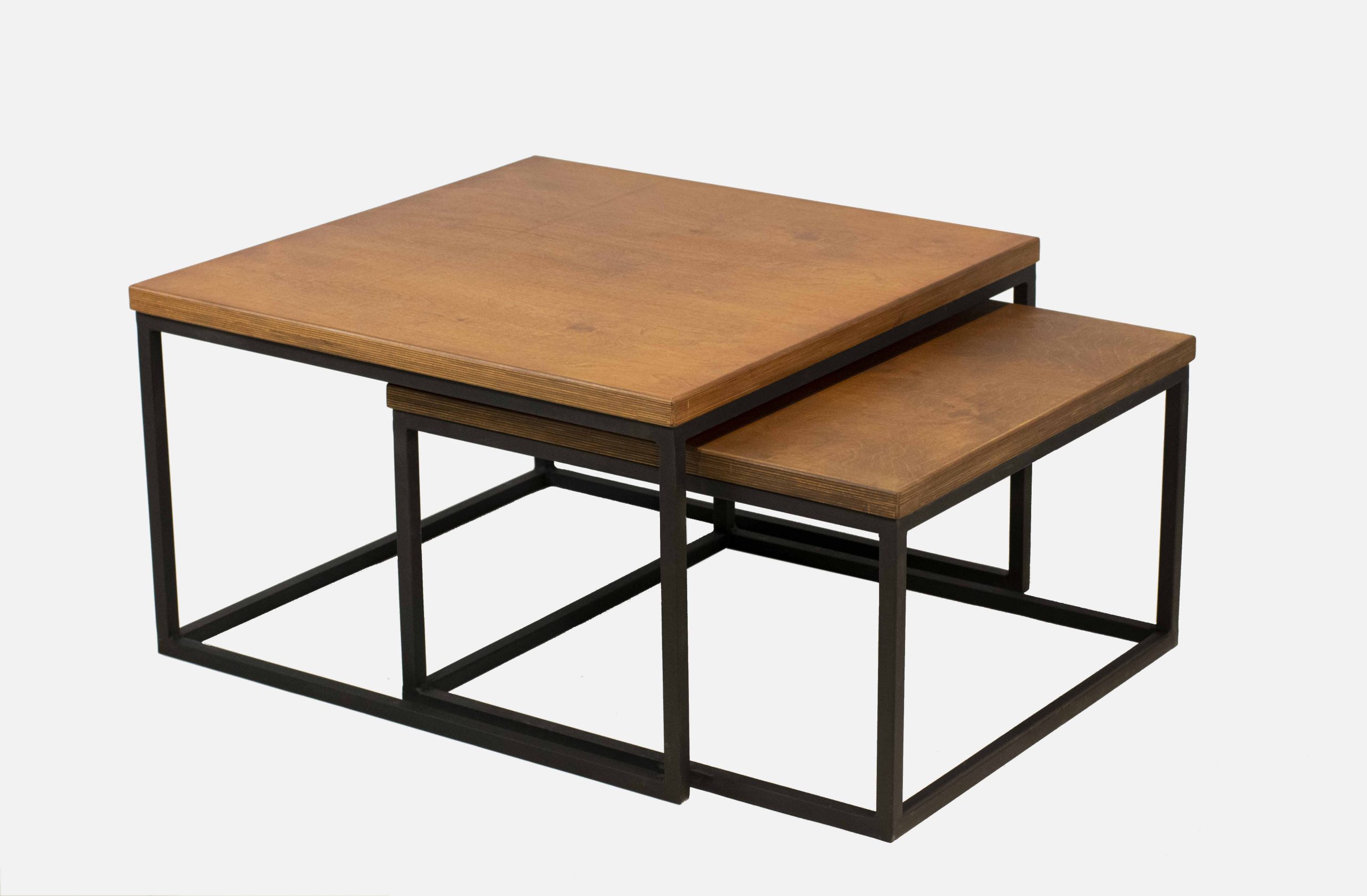 میز جلو مبلی، یکی از مهم و محبوب‌ترین وسیله‌ها